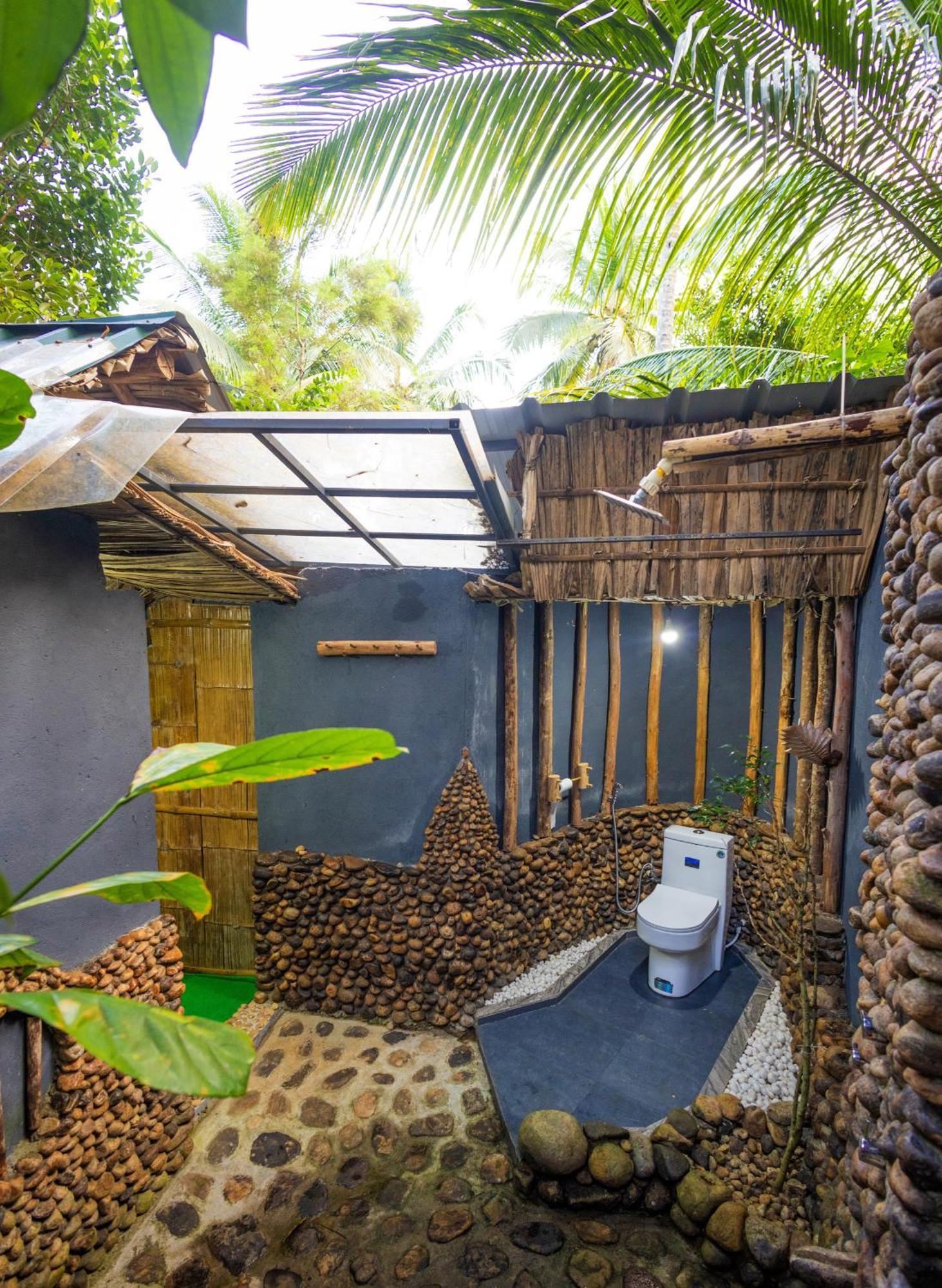Fab - Bamboo Hut With Open Shower Munnar Exterior photo