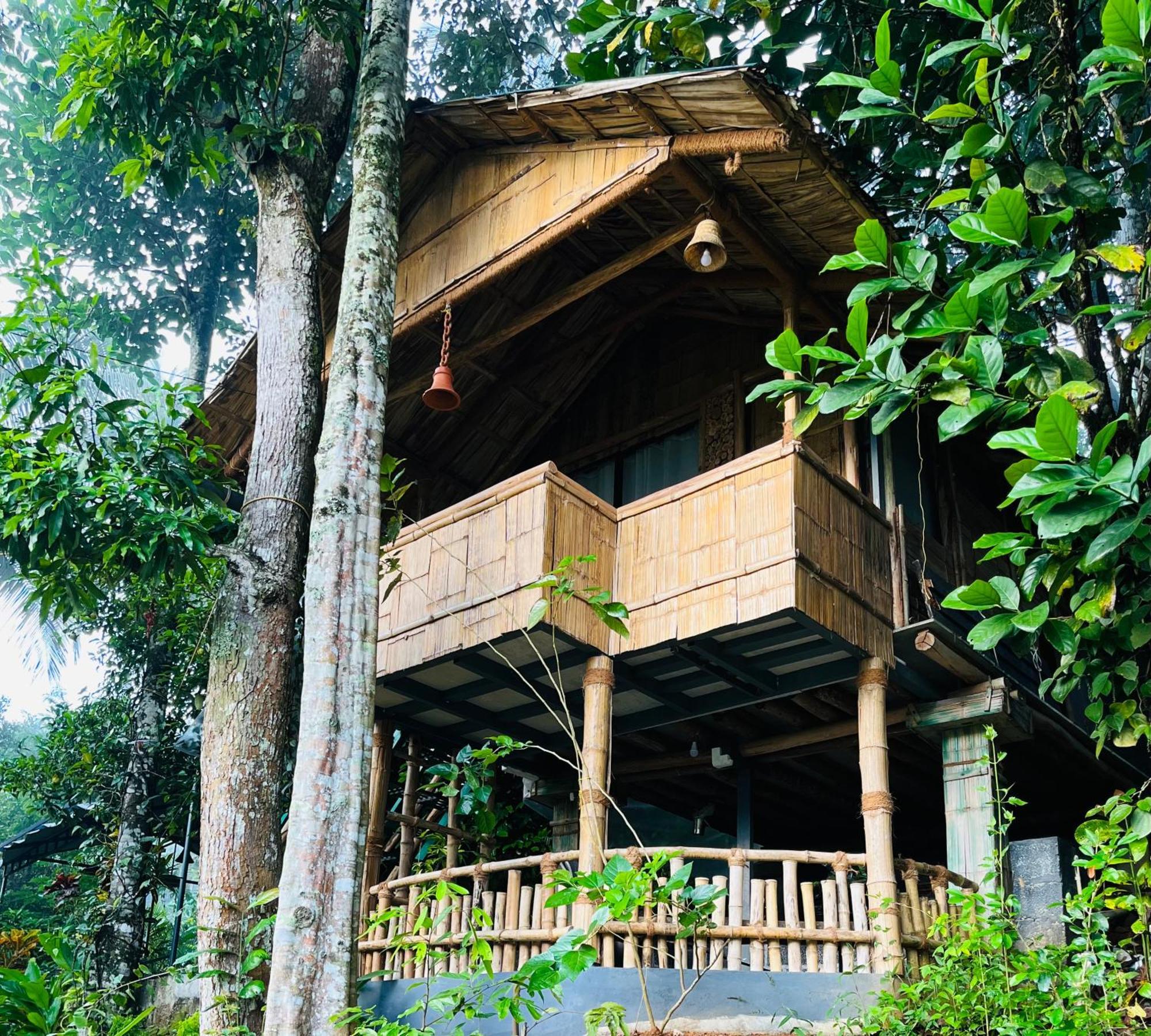 Fab - Bamboo Hut With Open Shower Munnar Exterior photo